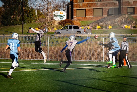 SDSSAA Boys Football - LoEllen Knights vs St. Benedict Bears