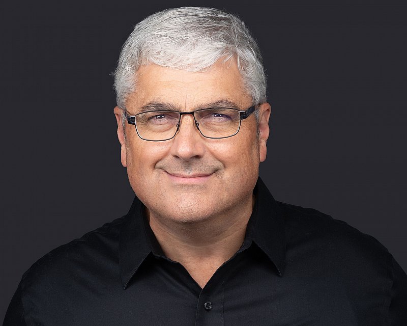 Sudbury Headshot Photographer John Rumball